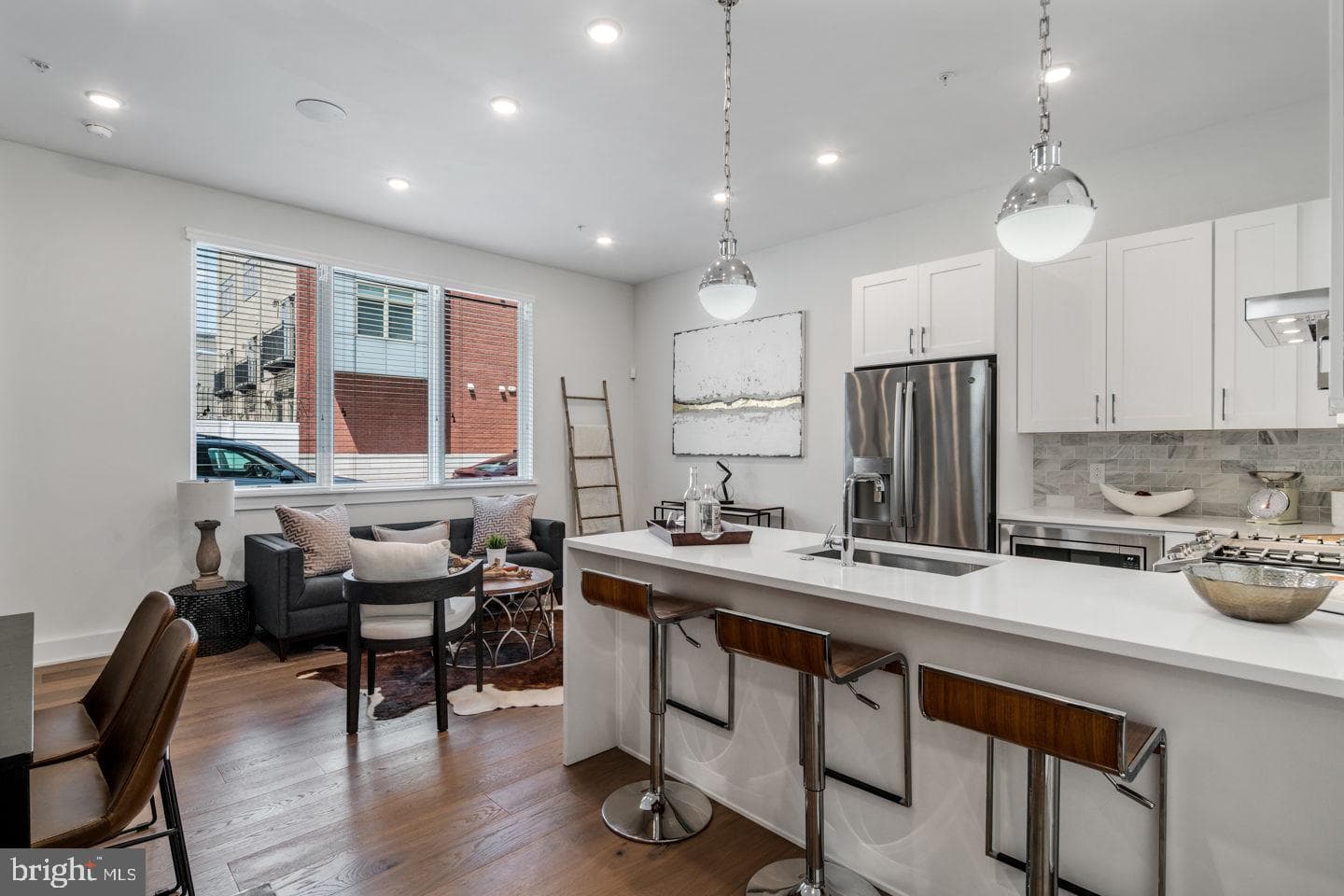 1910 Brown St # 1 photo 3