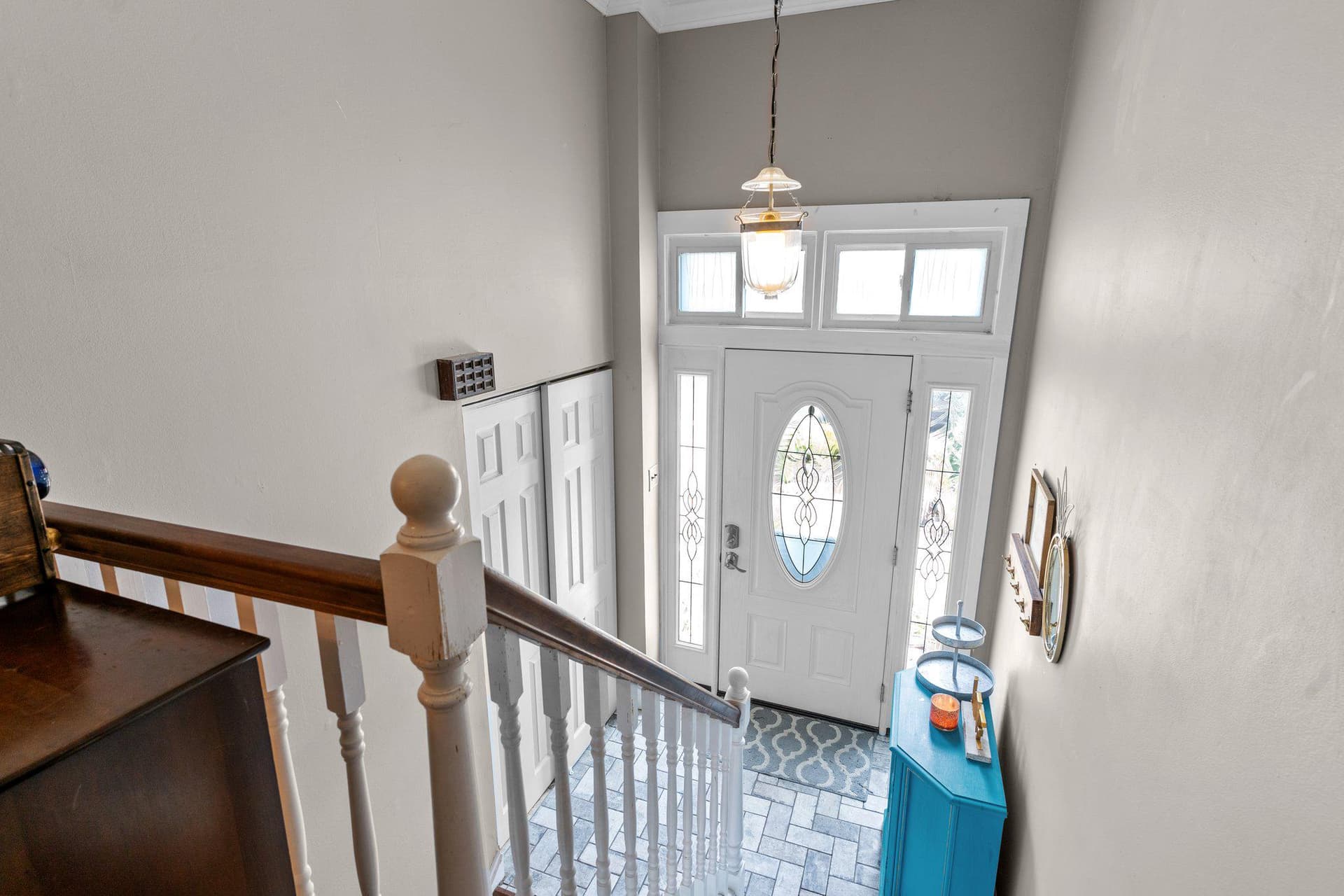 3670 Sussex Lane photo 4