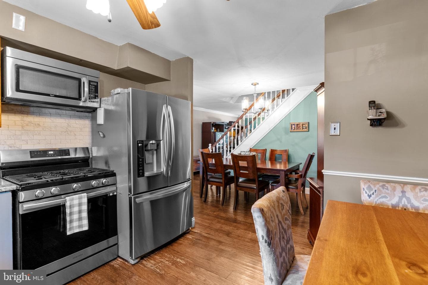 3670 Sussex Lane photo 7