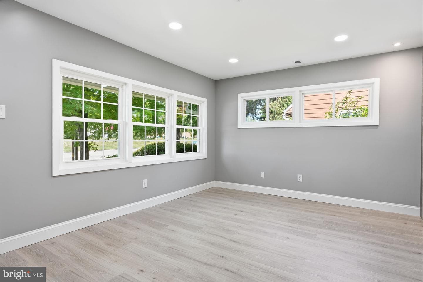 2873 Comly Road photo 5