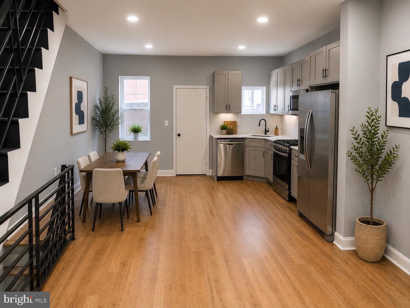 24 S Sickels Street, Philadelphia