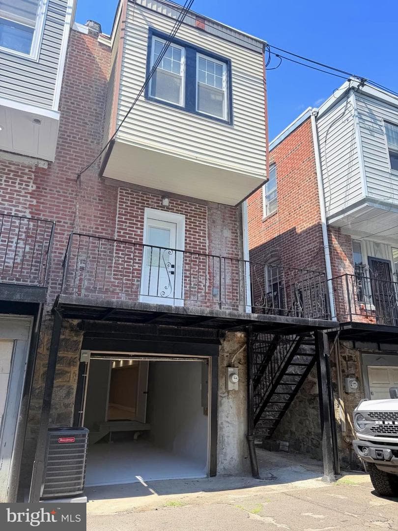 4940 Sansom Street photo 15