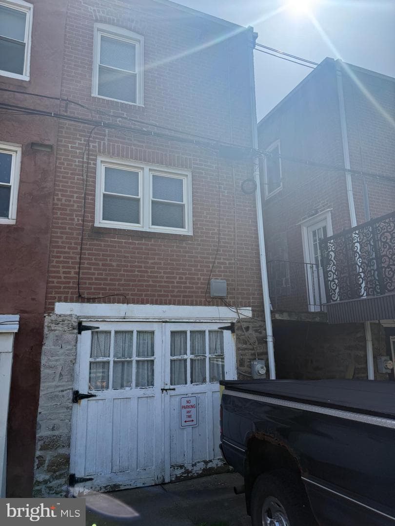 2860 Sellers St photo 10