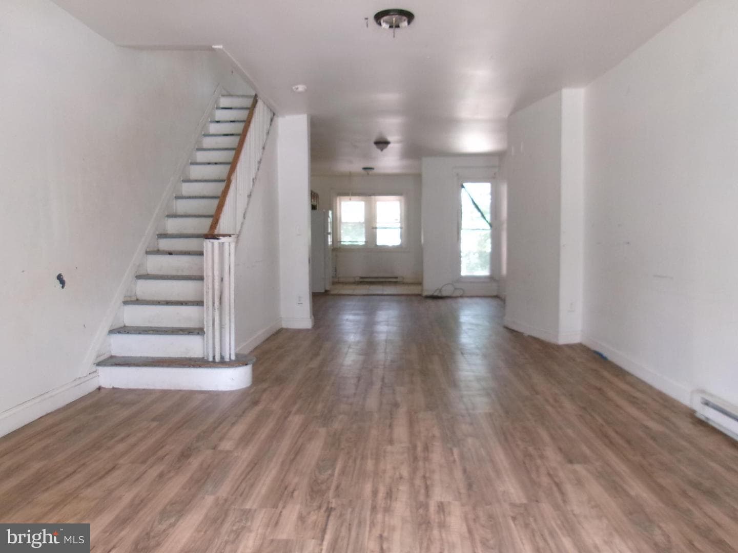 5829 Warrington Avenue photo 4