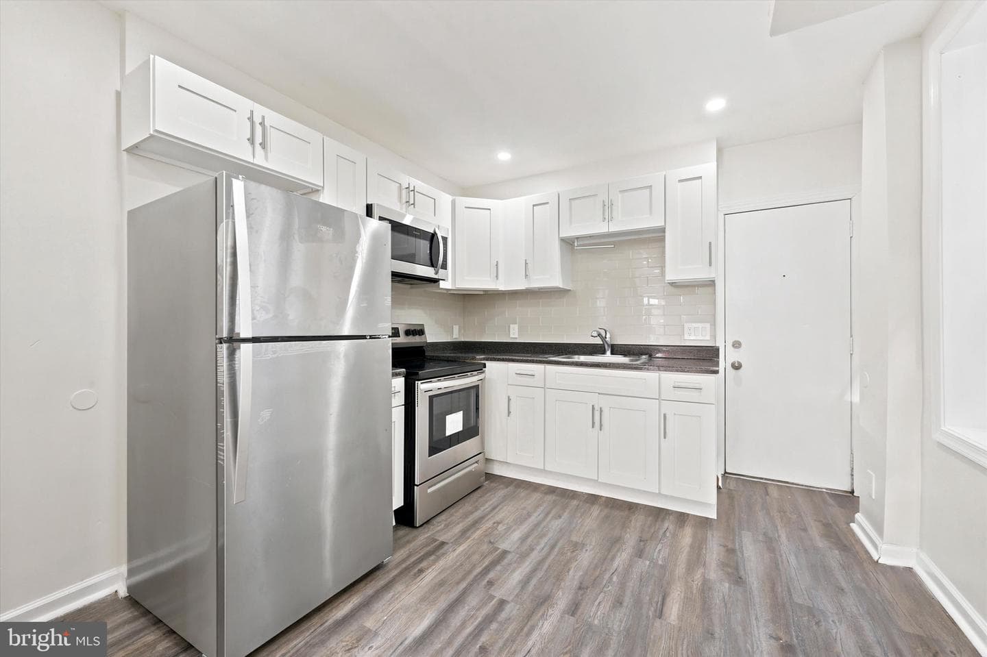 1326 N Wanamaker Street photo 20