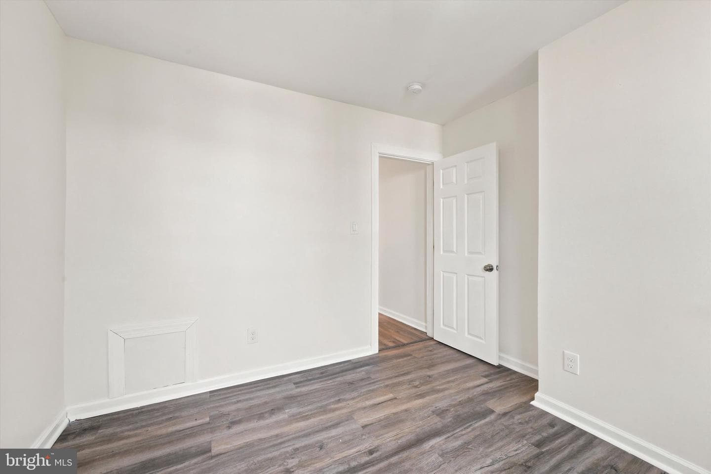 1326 N Wanamaker Street photo 25