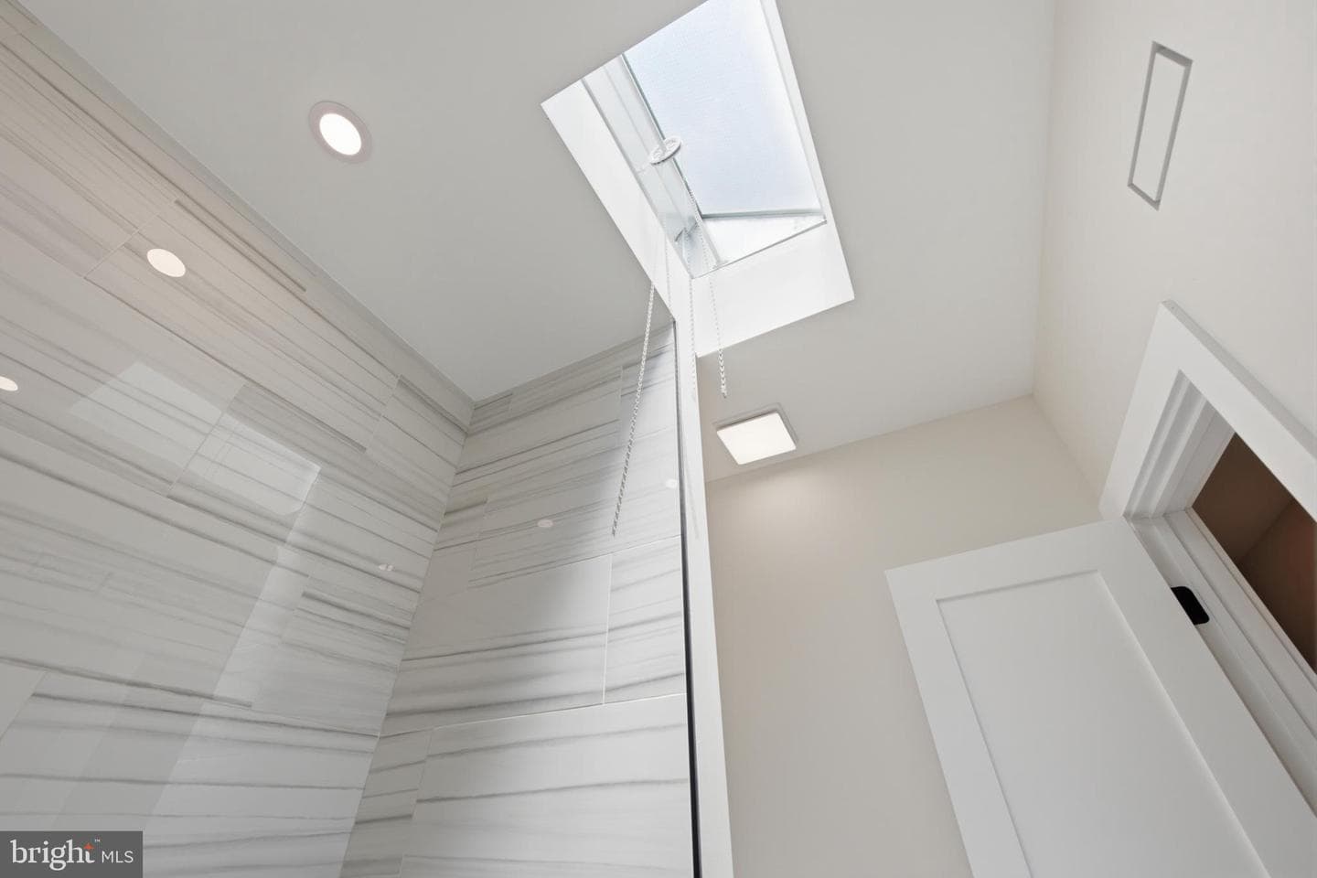 861 N 7th Street photo 27
