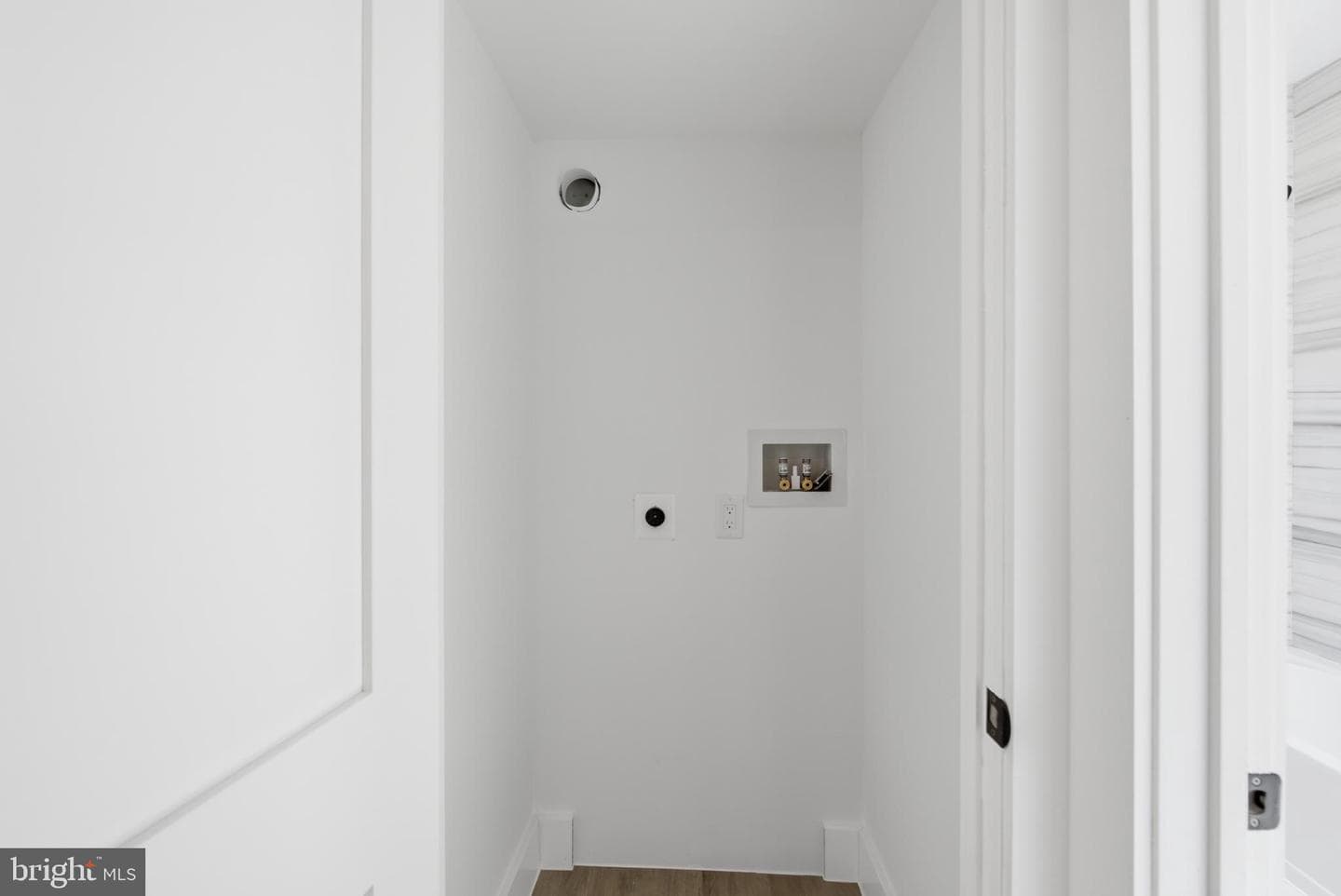 861 N 7th Street photo 28