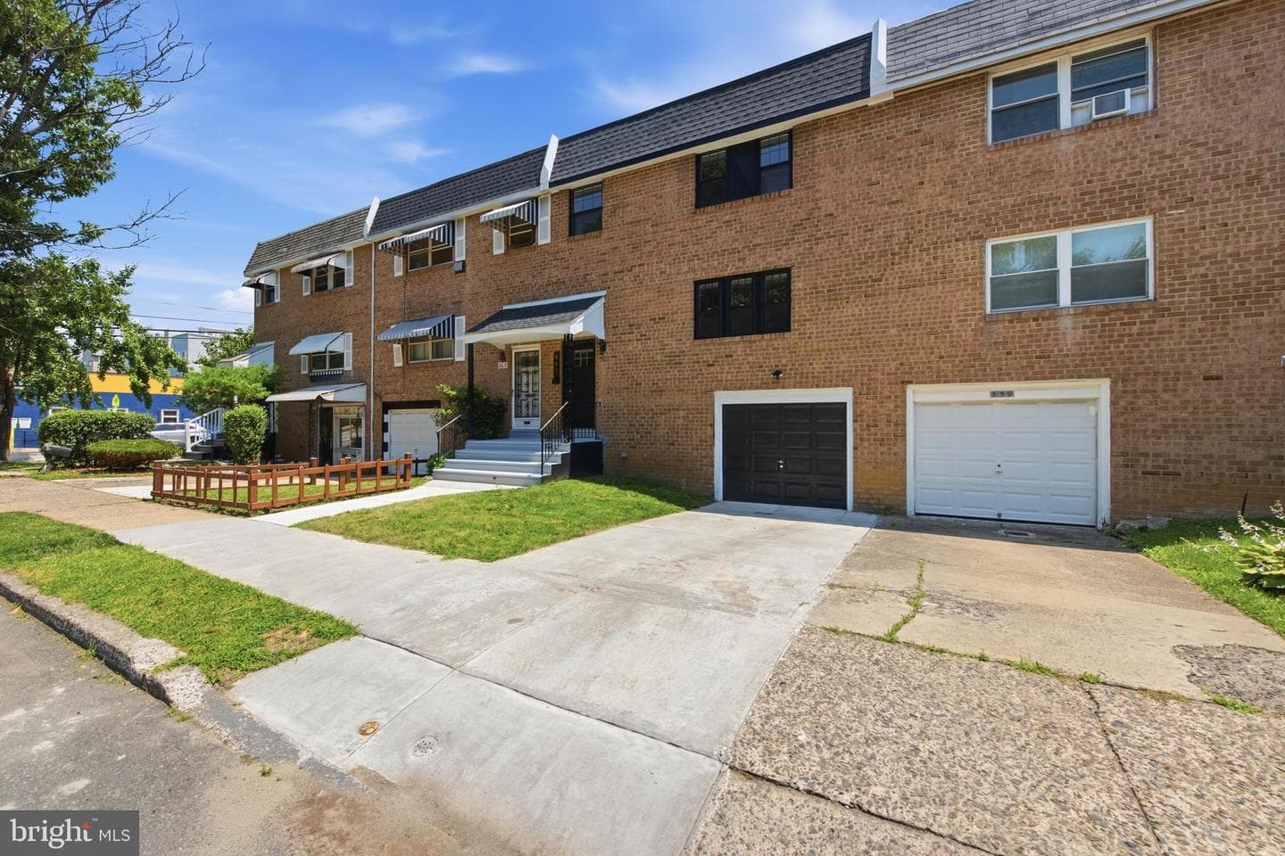 861 N 7th Street photo 3