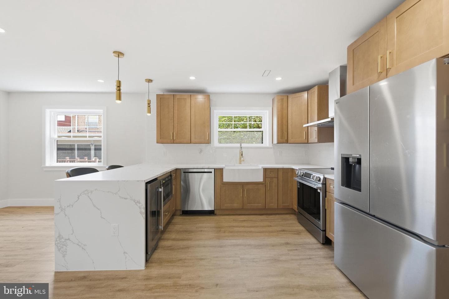 861 N 7th Street photo 9
