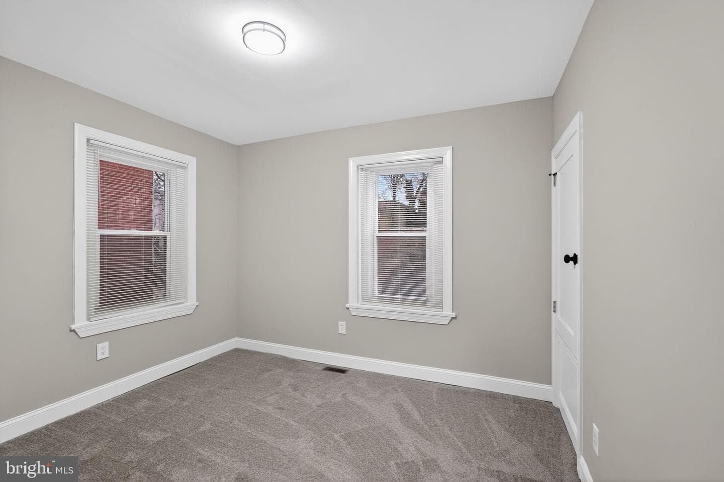 6111 Baynton Street photo 19