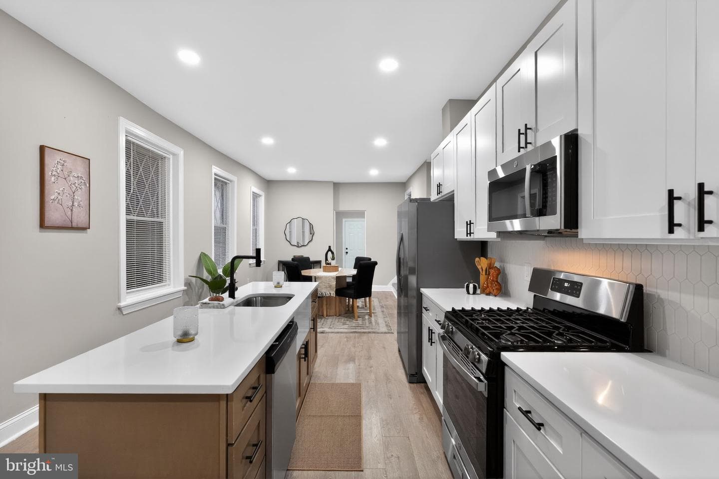 6111 Baynton Street photo 7