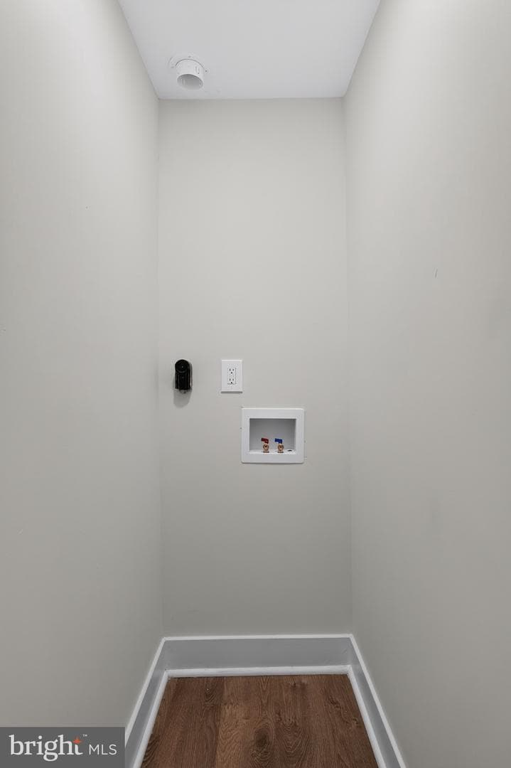 222 E Dorset Street photo 23