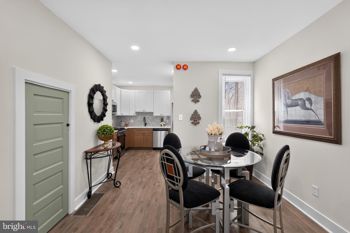 222 E Dorset Street photo 7