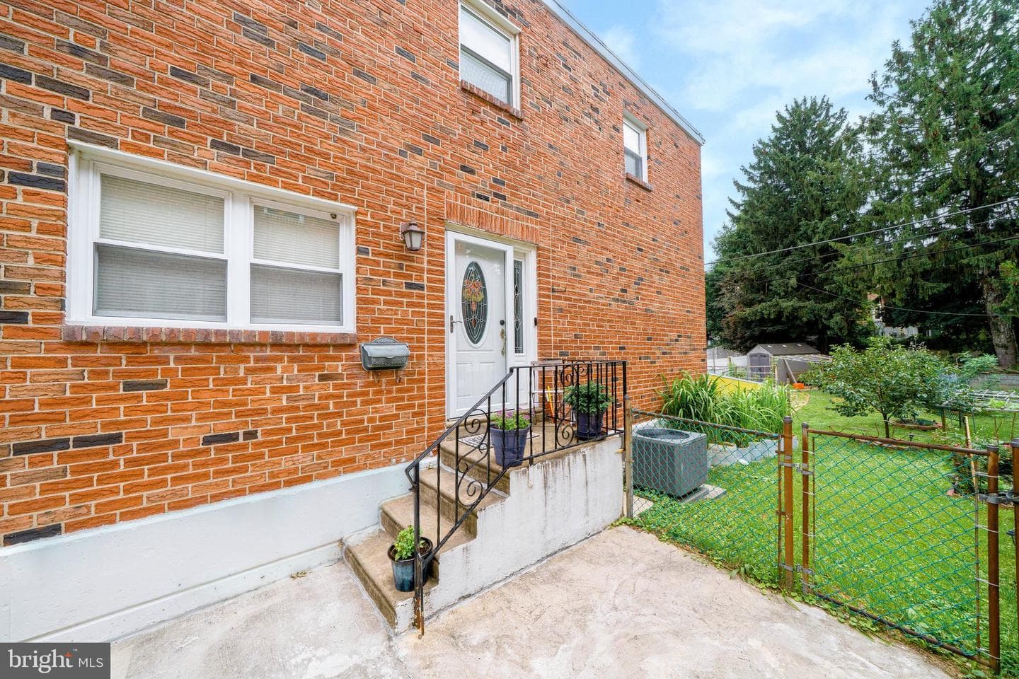 816 Kendrick Street photo 3