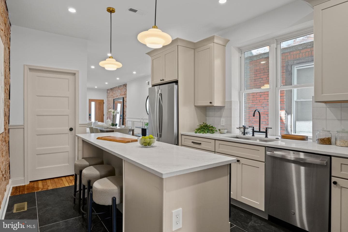 5131 Cedar Avenue photo 15