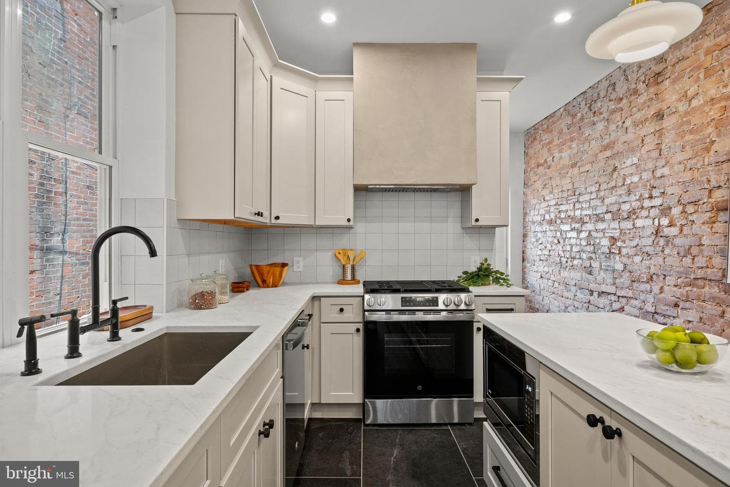 5131 Cedar Avenue photo 17