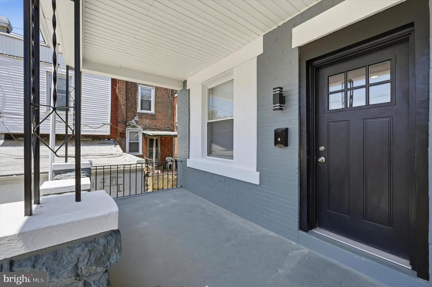 6047 Race Street photo 4