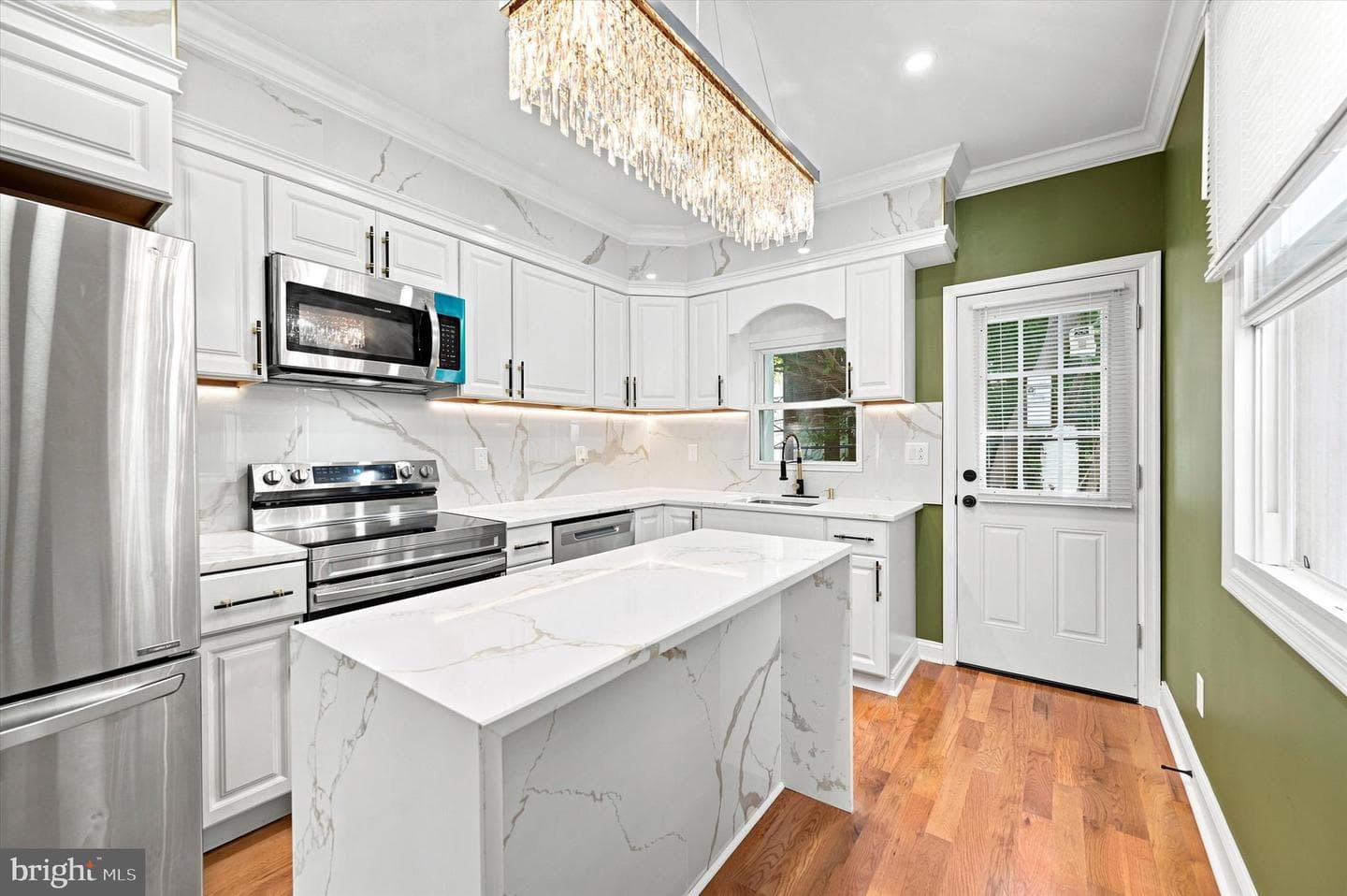 1620 S Yewdall Street photo 11