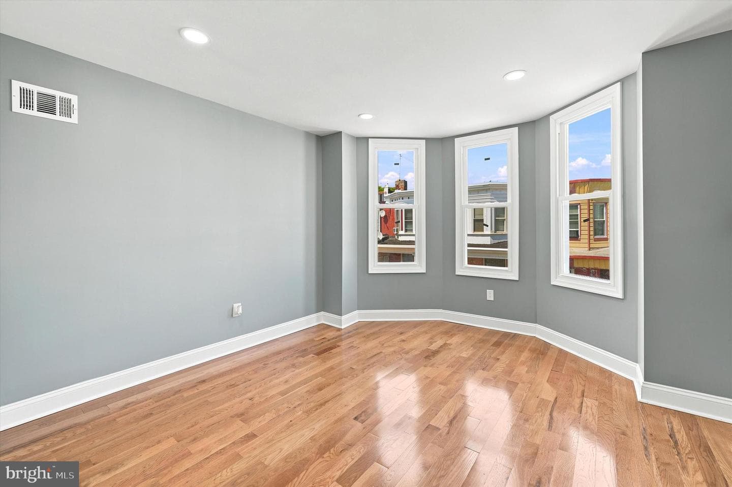 1620 S Yewdall Street photo 18