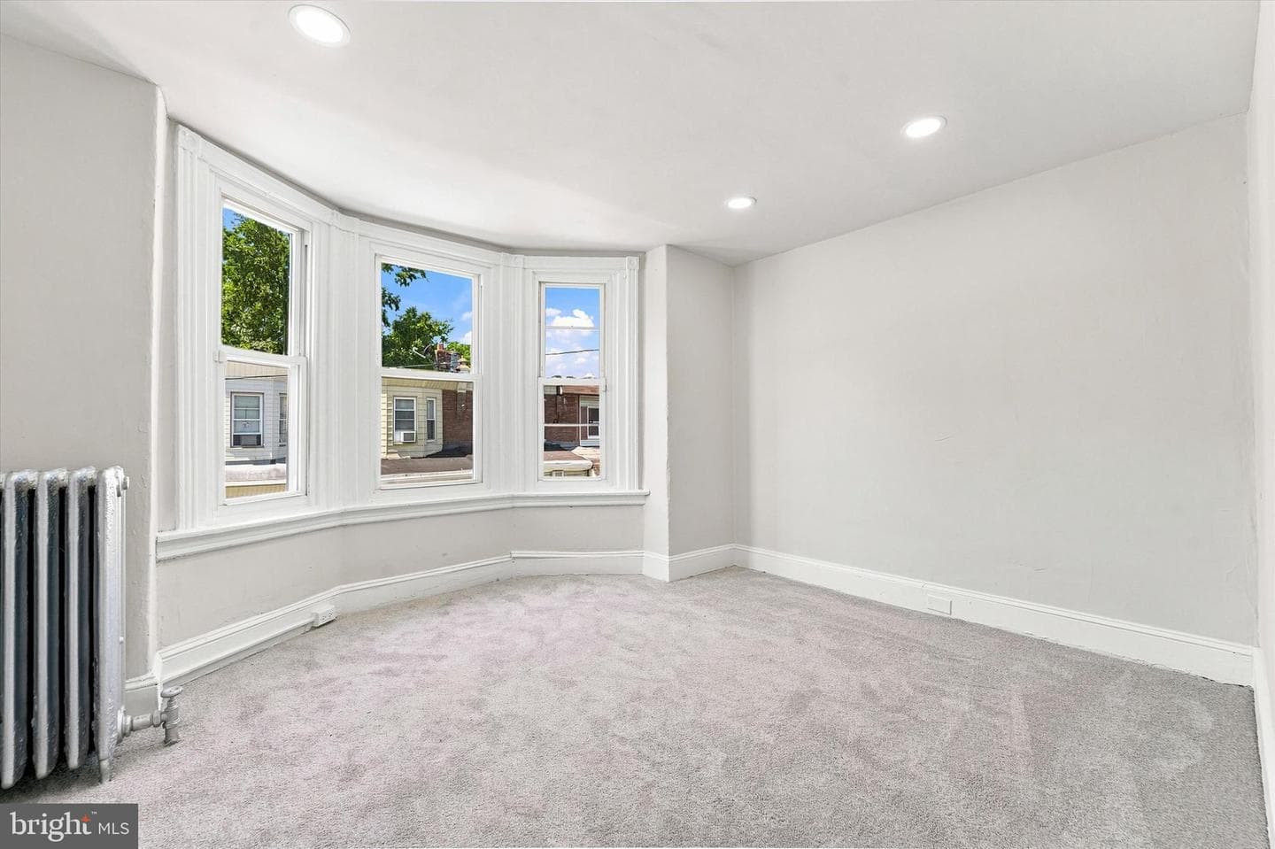 2217 Bonaffon Street photo 9