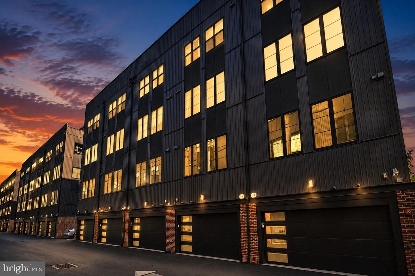 4561 Riverside Way, Philadelphia