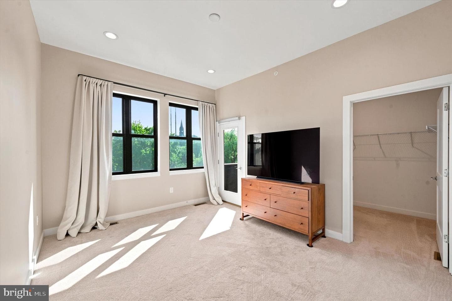 4561 Riverside Way photo 32