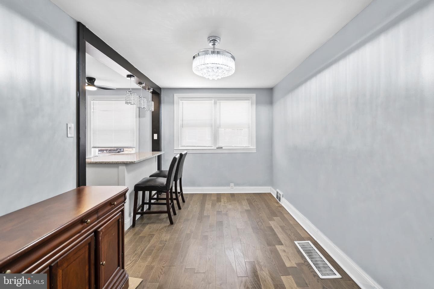 7009 Kindred Street photo 11