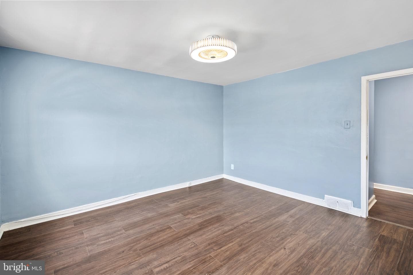 7009 Kindred Street photo 12