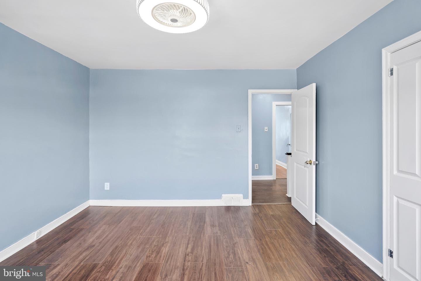 7009 Kindred Street photo 25