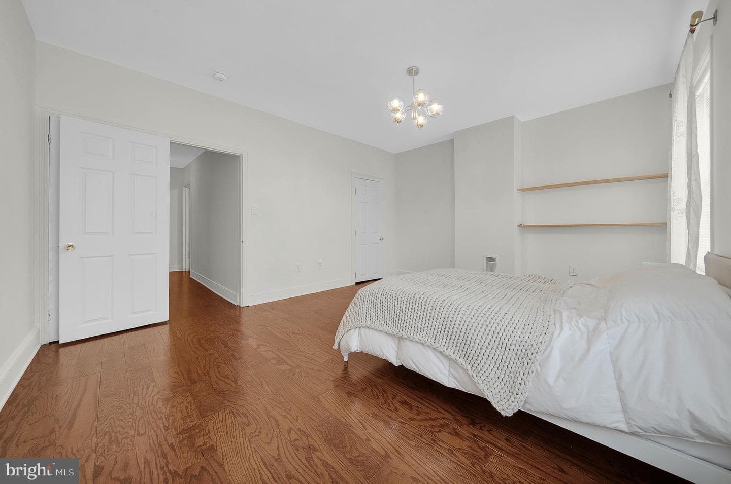 1748 Tulip Street photo 21