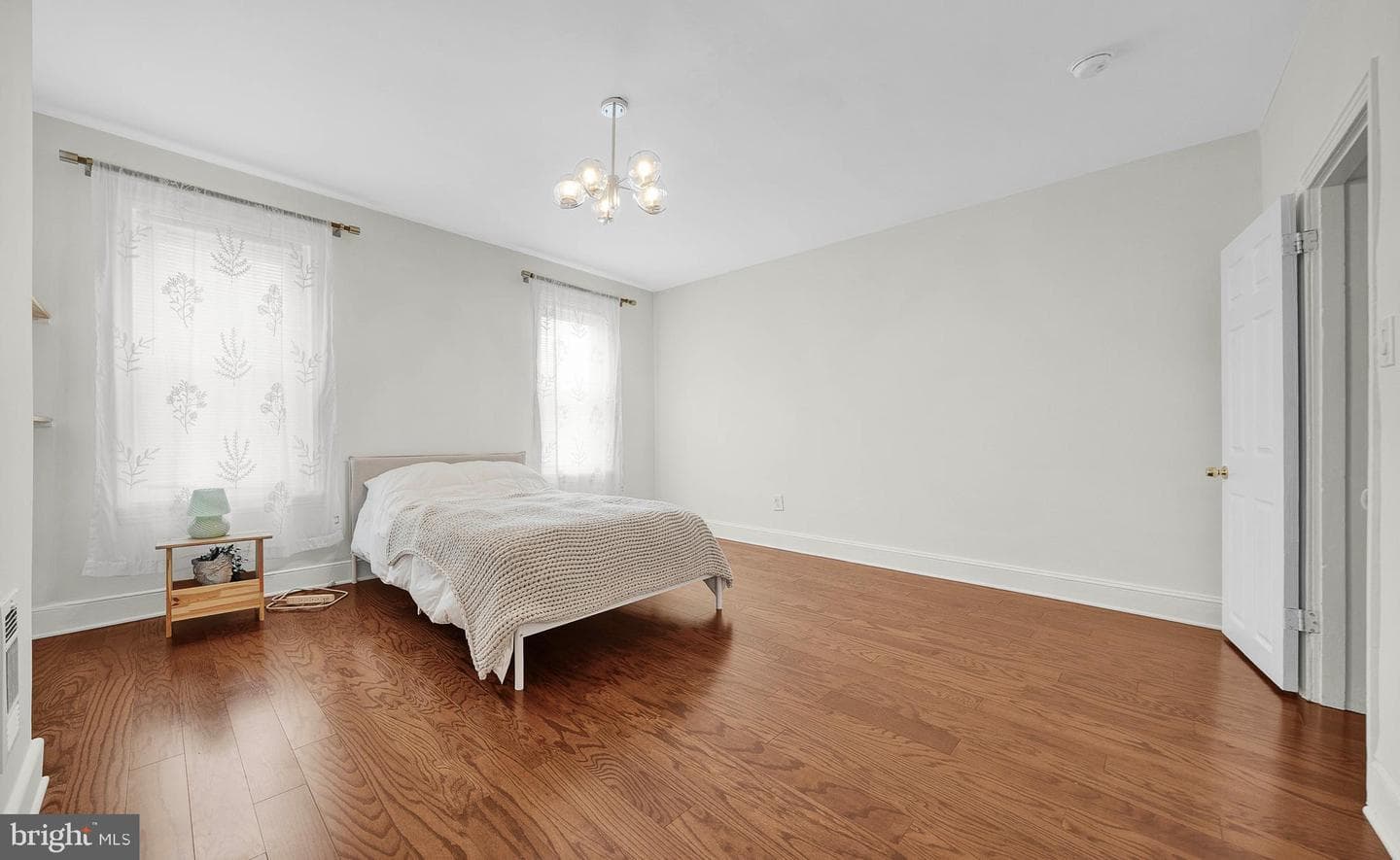 1748 Tulip Street photo 22