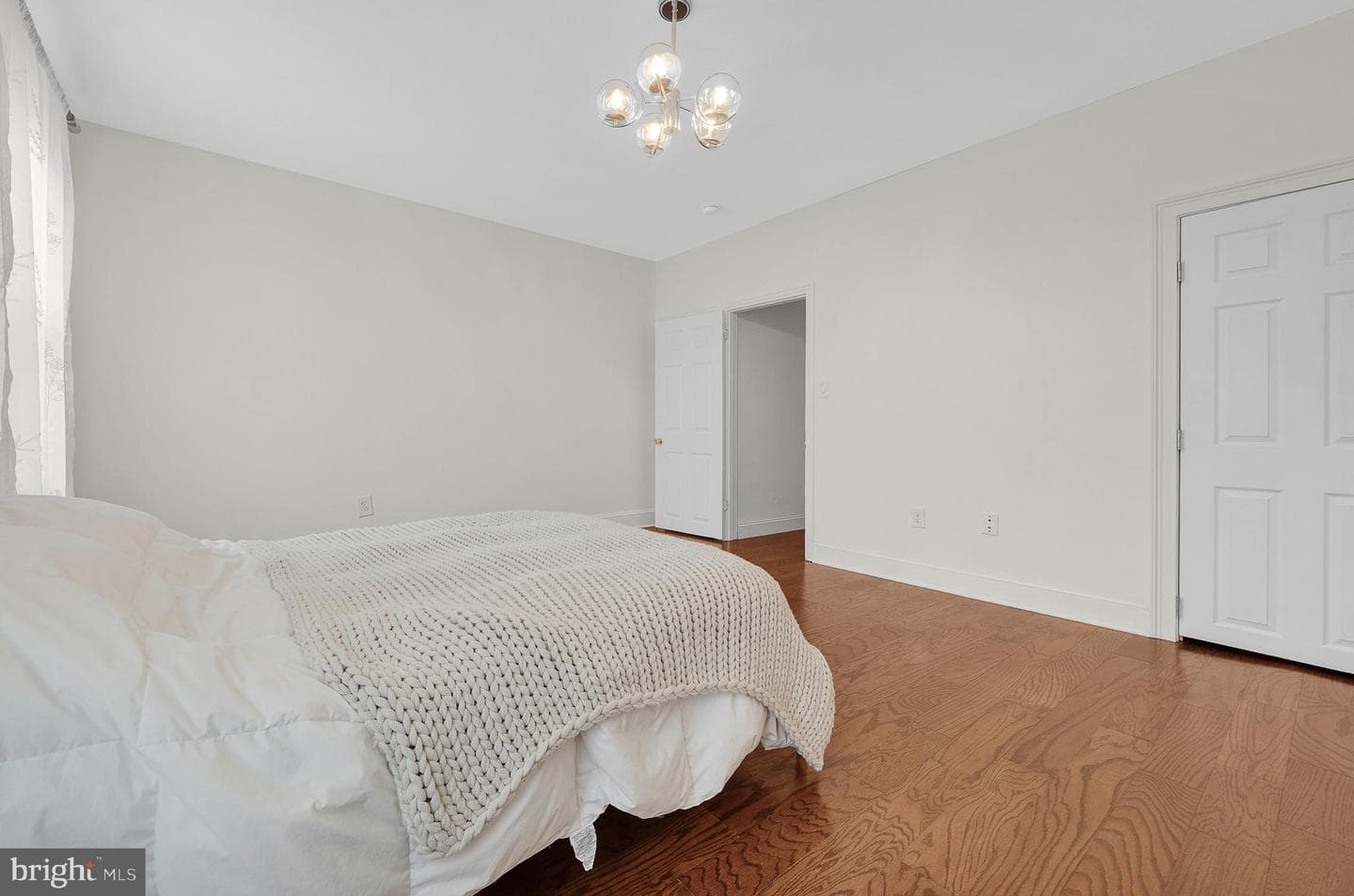 1748 Tulip Street photo 23
