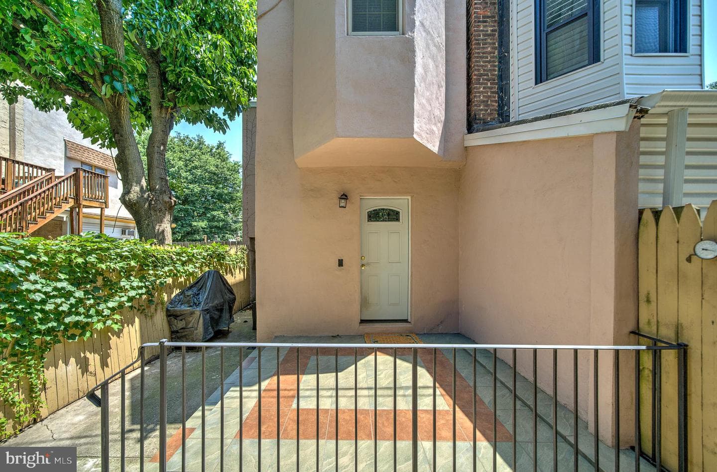 1748 Tulip Street photo 39