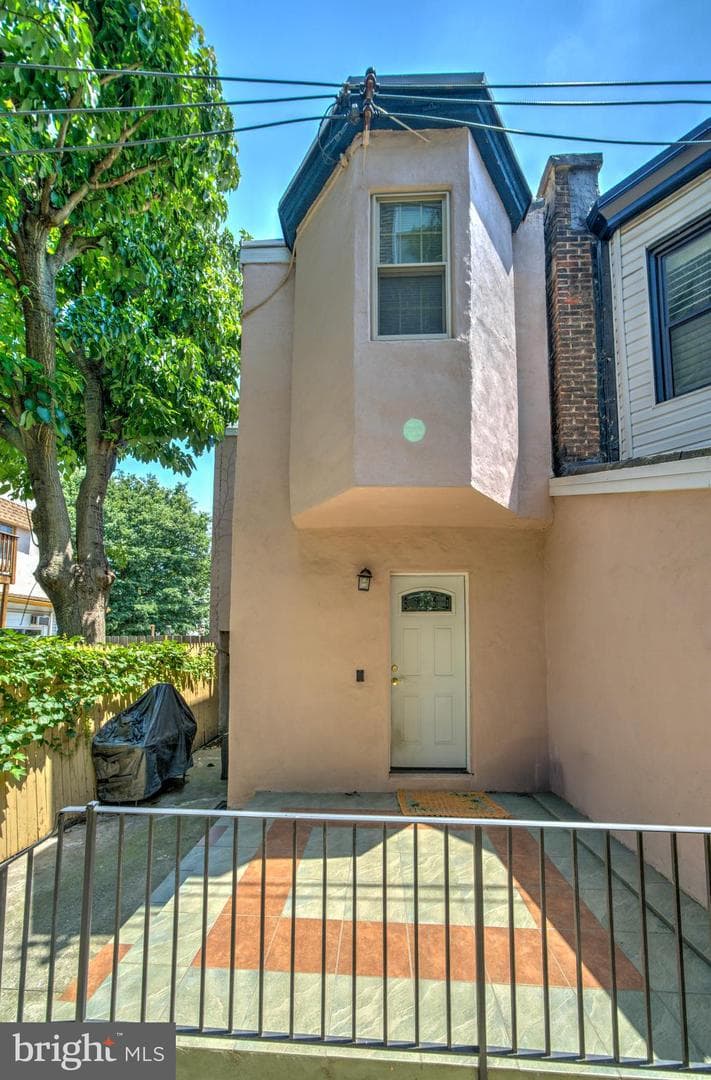 1748 Tulip Street photo 40