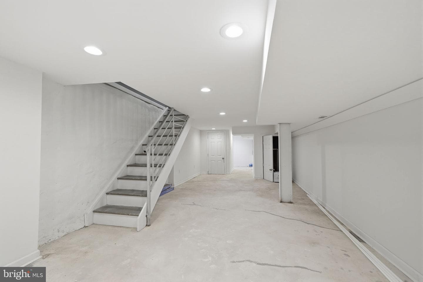 3146 Euclid Avenue photo 12