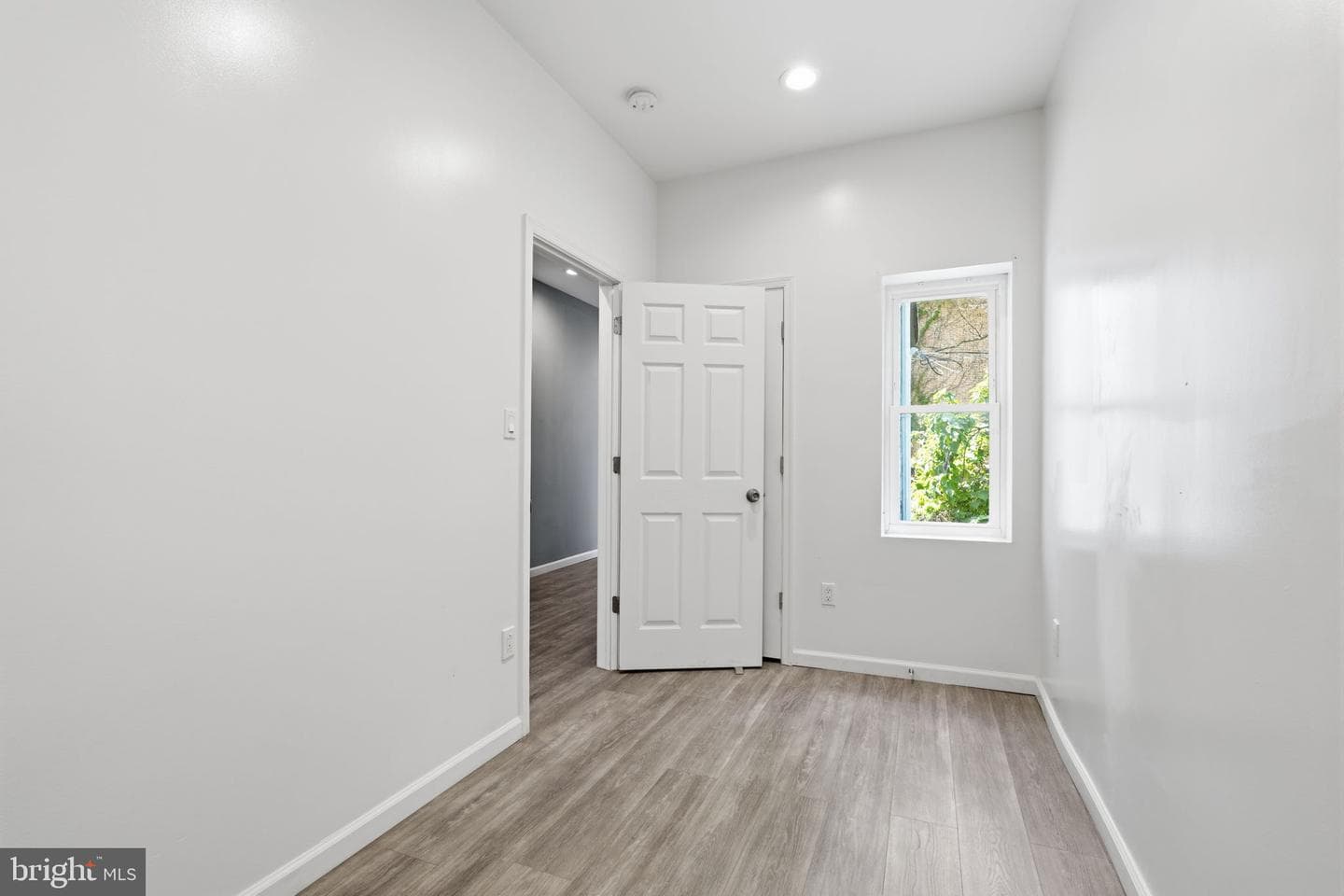 3146 Euclid Avenue photo 19