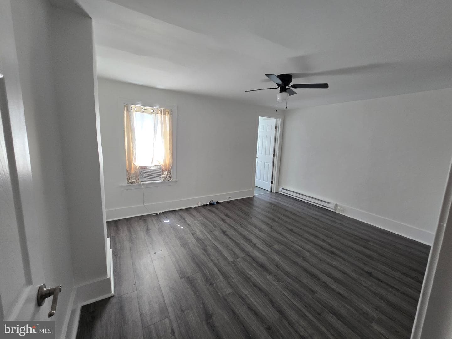 628 N Shedwick photo 8