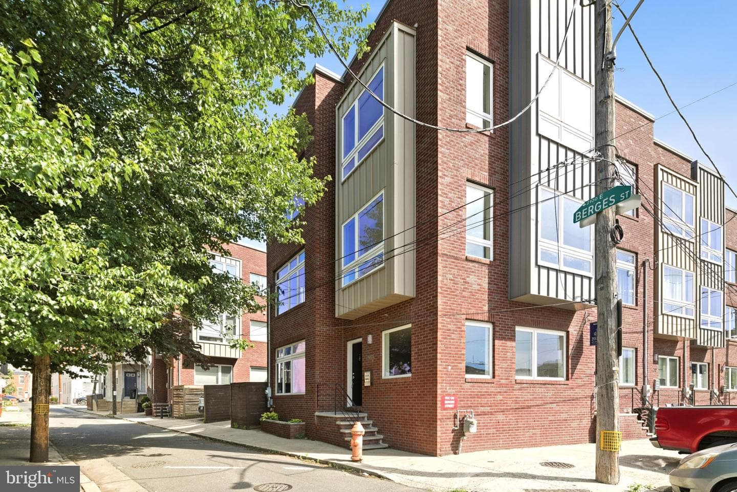 2008 Trenton Avenue, Philadelphia