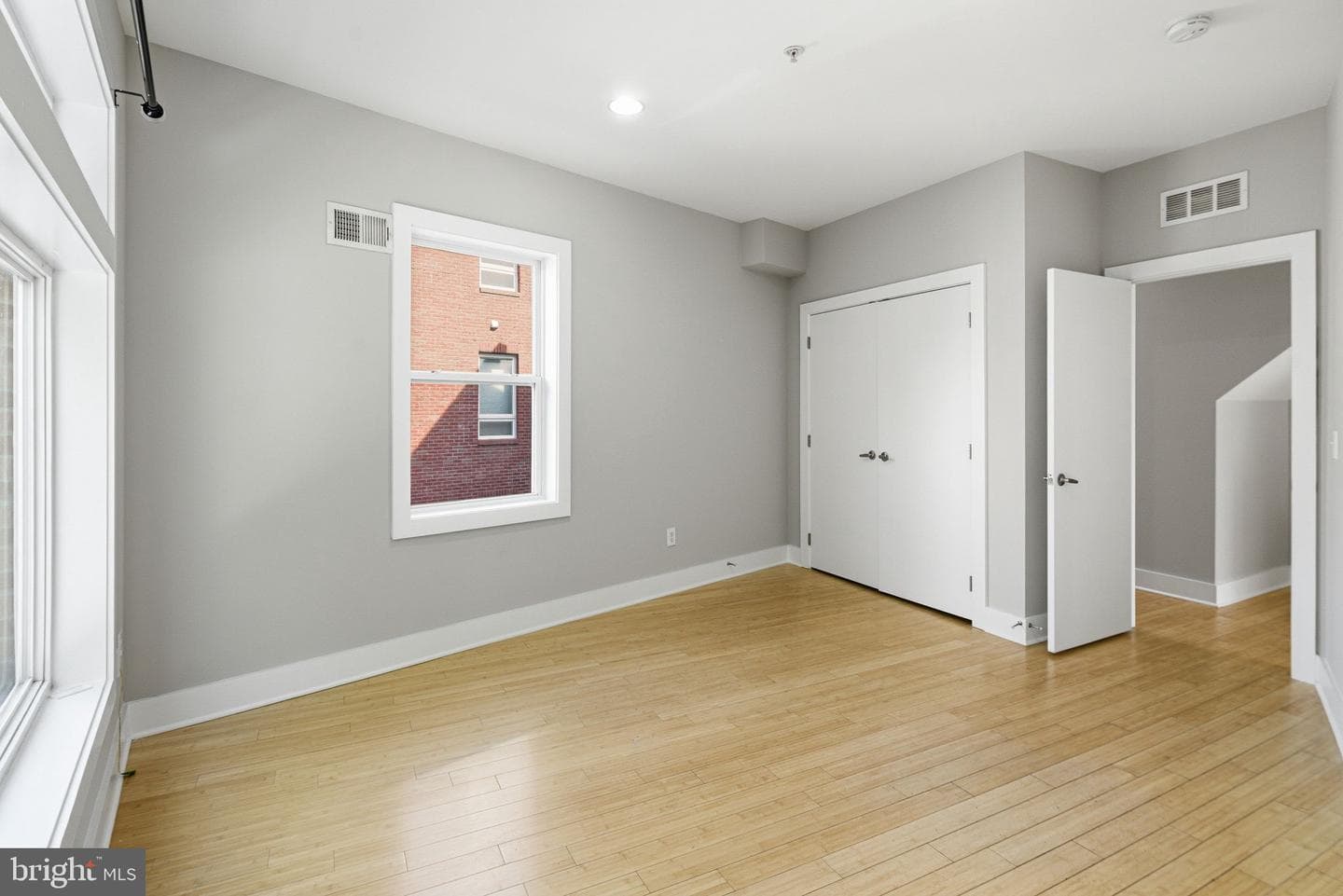 2008 Trenton Avenue photo 18