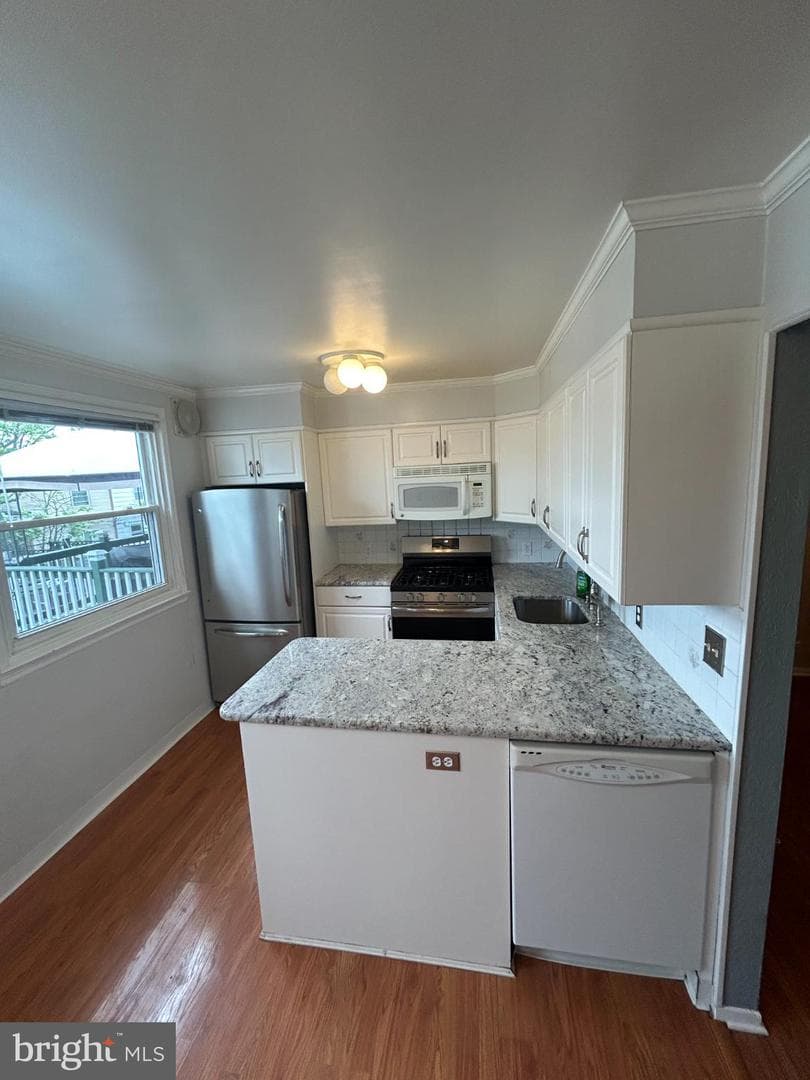 10830 Perrin Road photo 3