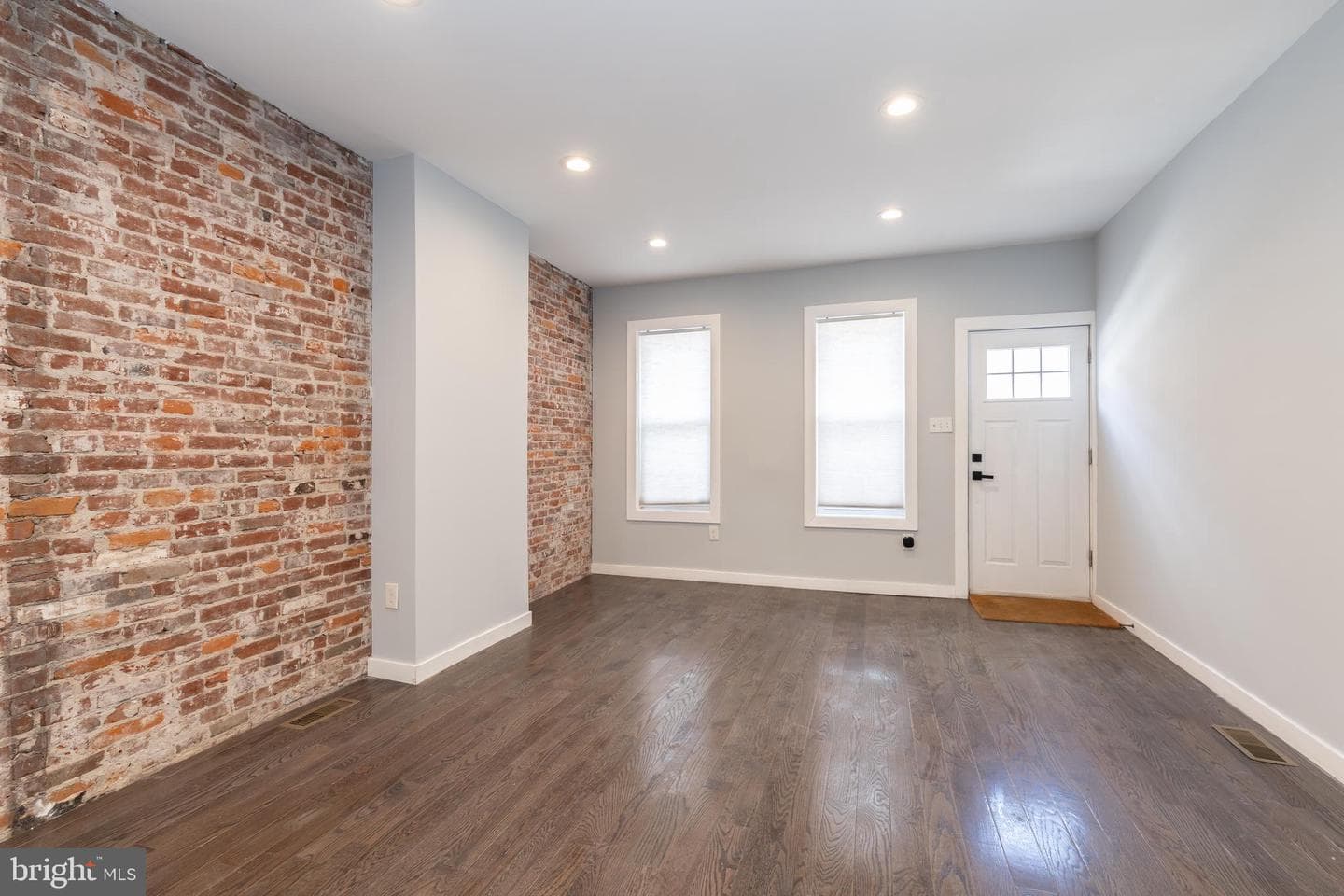 508 Fernon Street photo 3