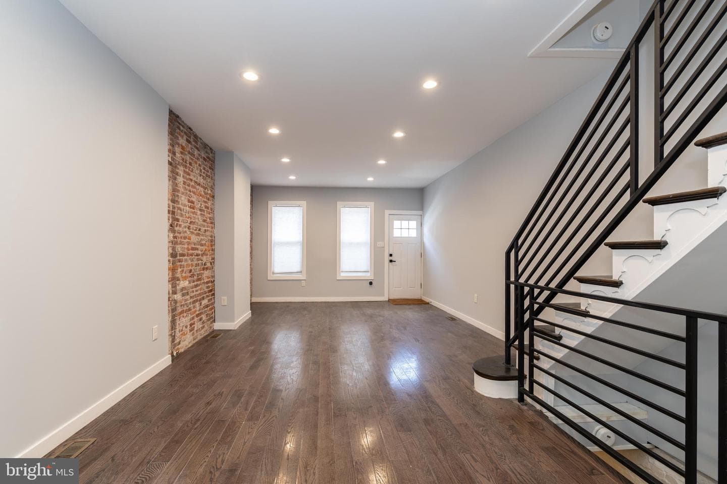 508 Fernon Street photo 6