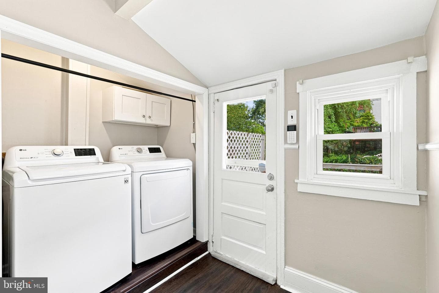 131 Dawson Street photo 8