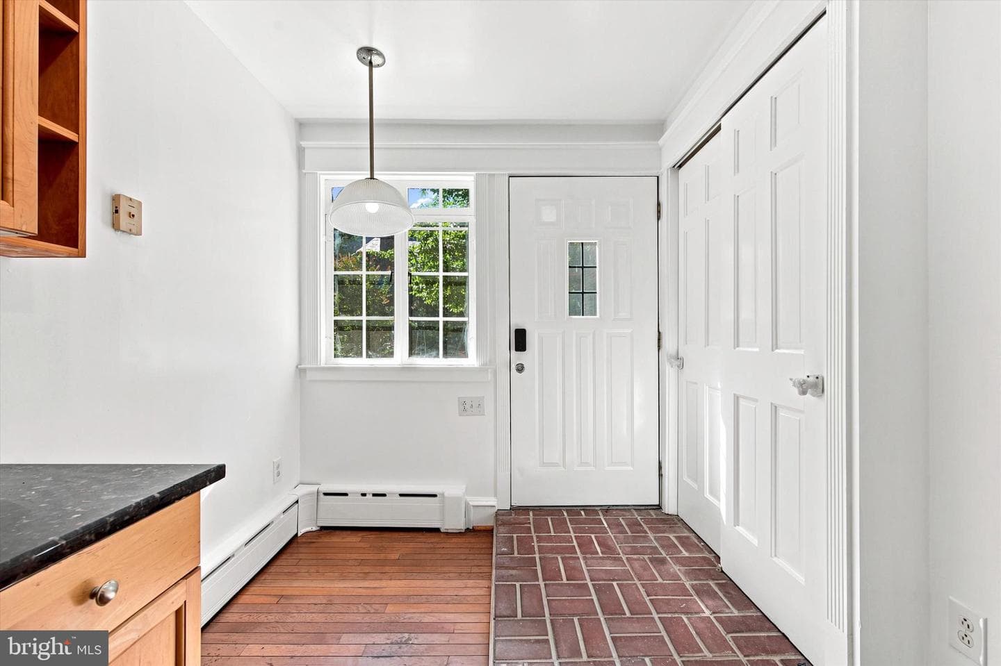 3433 W Penn Street photo 10