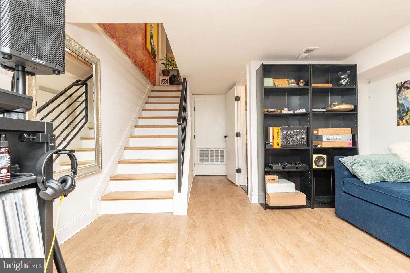 1651 E Berks Street photo 30