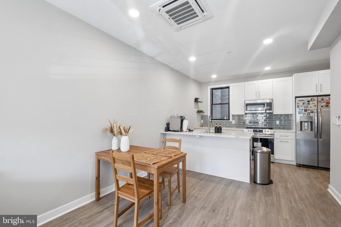 1716 W Girard Avenue #103 photo 10