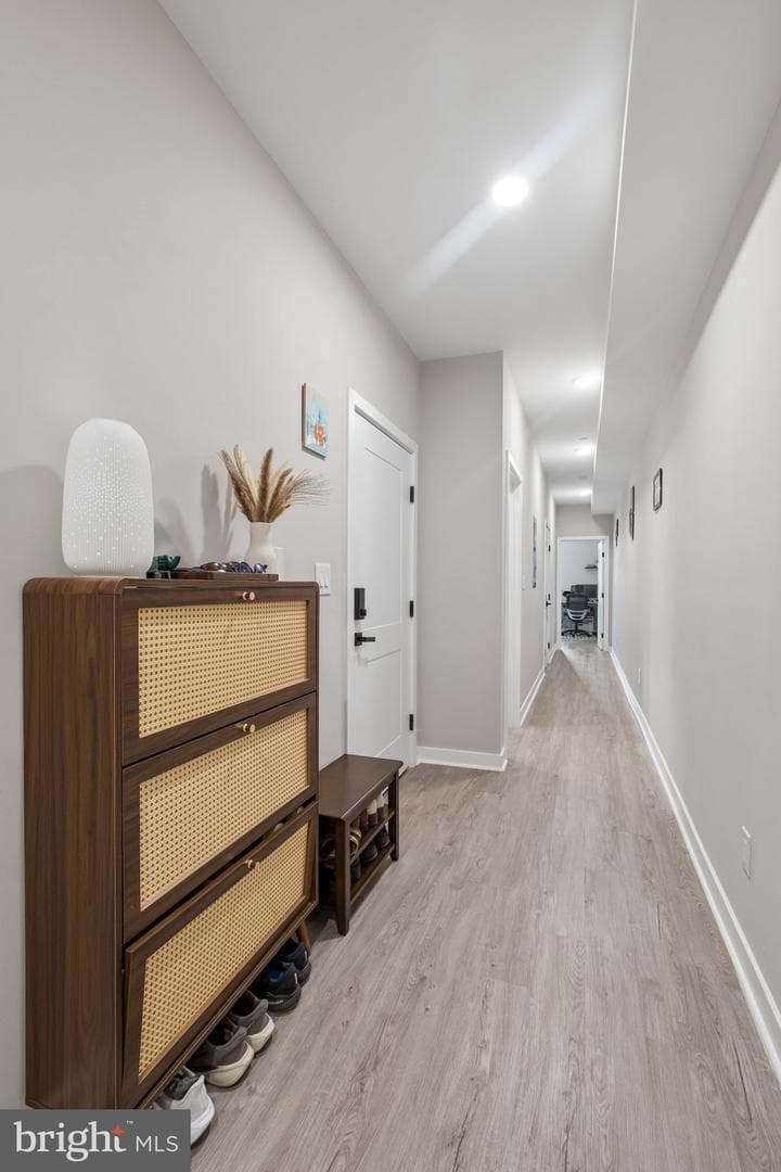 1716 W Girard Avenue #103 photo 20