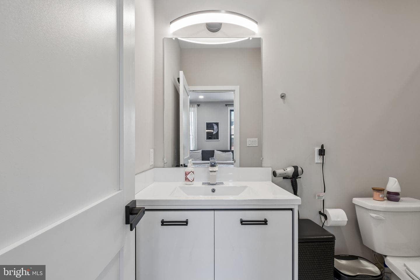 1716 W Girard Avenue #103 photo 30
