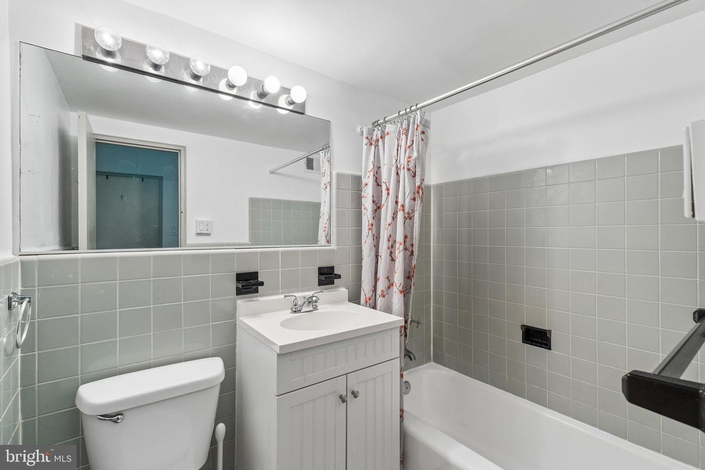 2101 Chestnut Street #723 photo 8